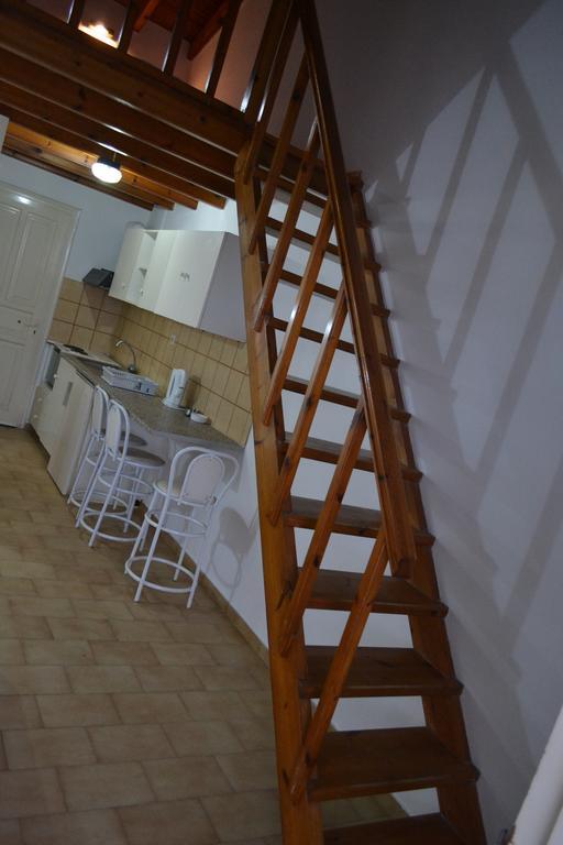 Koskinas Apartments Ахараві Номер фото